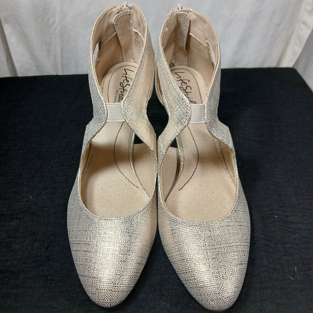 Lifestride Giovanna 2 Shimmering Gold Heels Women's Sz 8 Cut Out Pumps - Picture 11 of 11